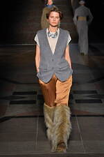 フミエ タナカ 2022-23年秋冬コレクション - 歩みを止めず、希望へと向かう｜写真13