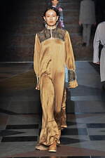 フミエ タナカ 2022-23年秋冬コレクション - 歩みを止めず、希望へと向かう｜写真14