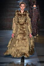 フミエ タナカ 2022-23年秋冬コレクション - 歩みを止めず、希望へと向かう｜写真35