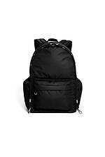 タトラス初のバッグ、“ダウンウェア”着想のメタルパーツ付きナイロントートやバックパック｜写真16