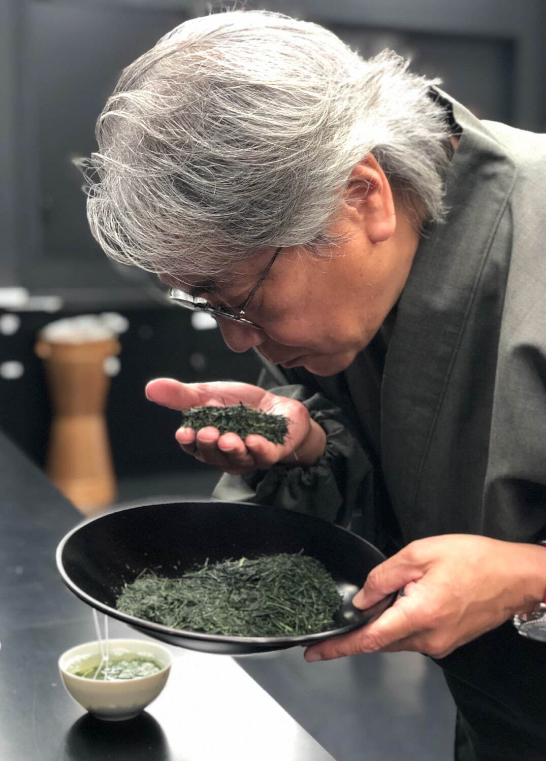 鶴屋吉信の新作和菓子"宇治抹茶×大納言小豆"の焼き菓子、ほうじ茶×くるみも｜写真18