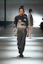 N21 2022-23年秋冬コレクション - ファッションの物語を今日的に“アップデート”｜写真23