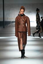 N21 2022-23年秋冬コレクション - ファッションの物語を今日的に“アップデート”｜写真29