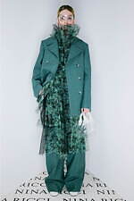 ニナ リッチ 2022-23年秋冬コレクション - 色と素材で遊ぶミックス＆マッチ｜写真16