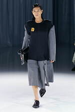 TOGA 2022-23年秋冬コレクション - 楽しい服には生命が宿る｜写真1