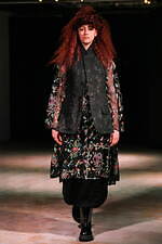 タオ 2022-23年秋冬コレクション - 優しくも強い、色柄が溢れる世界｜写真22