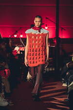 ベースマーク 2022-23年秋冬コレクション - 金曜の夜、シュールな晩餐会へようこそ｜写真9