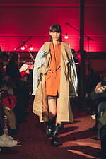 ベースマーク 2022-23年秋冬コレクション - 金曜の夜、シュールな晩餐会へようこそ｜写真23