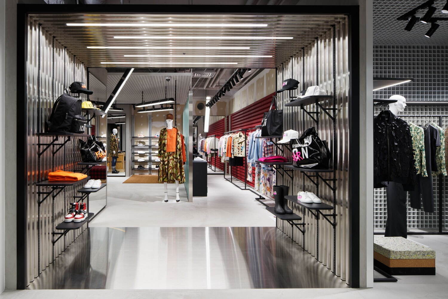 ディースクエアード、東京・表参道ヒルズに新旗艦店をオープン｜写真6
