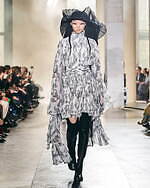 ロシャス 2022-23年秋冬コレクション - シックなムードを纏う、フェミニンな装い｜写真8