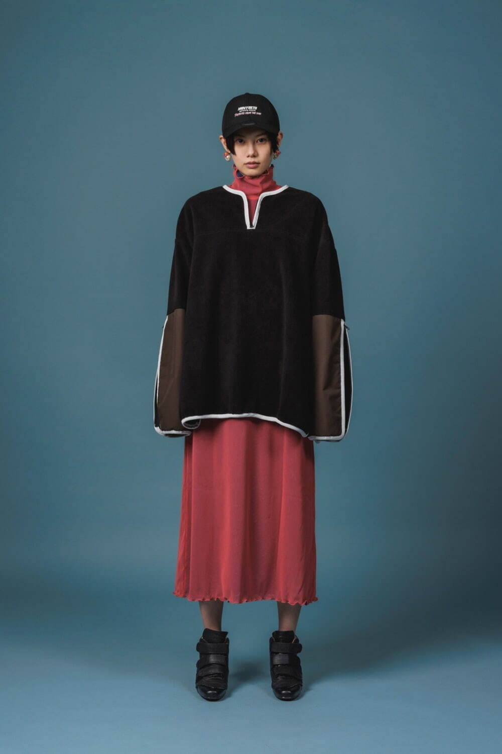 ノントーキョー 2022-23年秋冬｜ ポンチョ