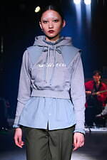 アニムス 2022年秋冬コレクション - 女性性に凛々しさを重ねて｜写真14