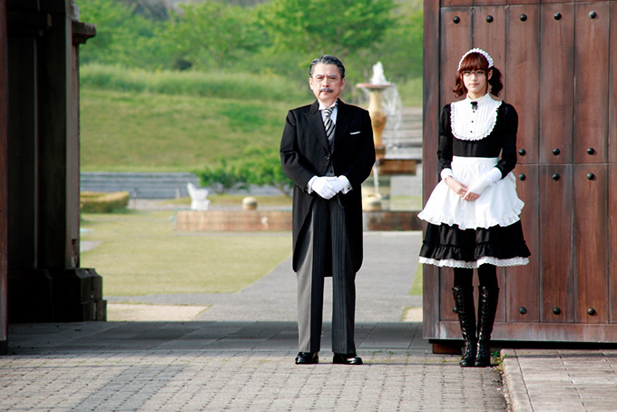 大ヒットコミック映画化「黒執事」セバスチャン＆幻蜂汐璃の衣装