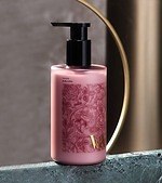 「V&A ビューティー」日本初上陸、V&A博物館のアート作品がコスメに！ウィリアム・モリスデザインも｜写真11