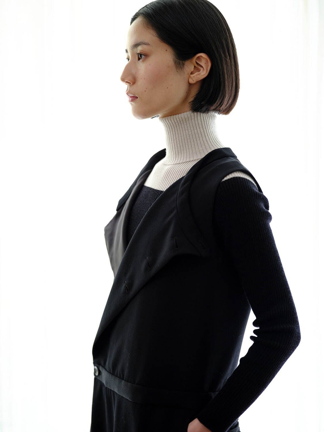 まとふ(matohu) 2022-23年秋冬ウィメンズコレクション  - 写真23