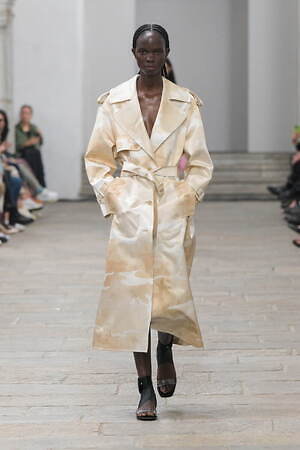 エルマンノ シェルヴィーノ(ERMANNO SCERVINO) 2023年春夏ウィメンズコレクション  - 写真28