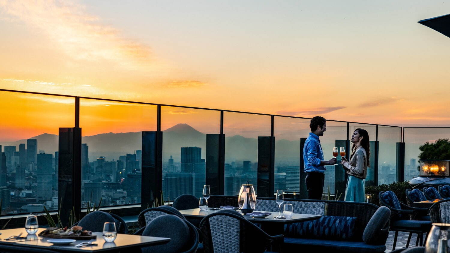 フォーシーズンズホテル東京大手町の天空テラスが限定オープン、上空で楽しむ絶品イタリアン｜写真3