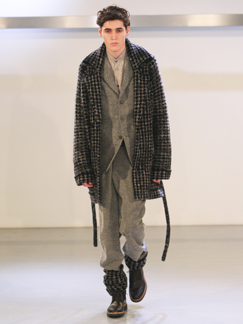 イッセイ ミヤケ 2010-2011A/W ‐ コーヒーの香るコレクション