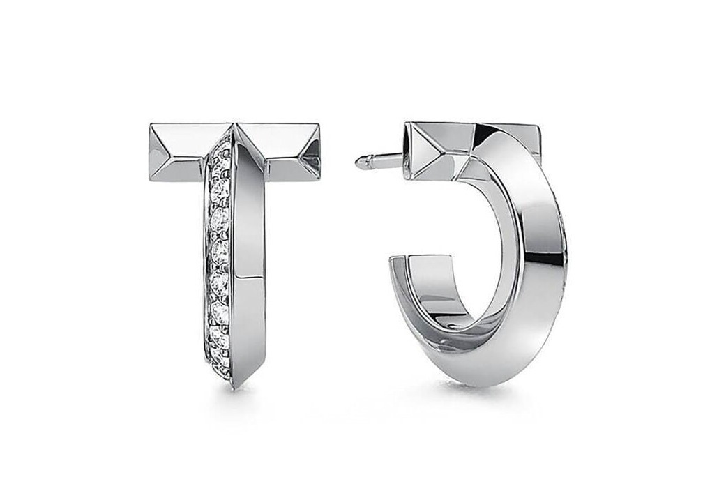 ティファニーのアイコンジュエリー「ティファニー T ワン」新作、ダイヤモンド輝くフープピアス