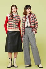 ユキ トリヰ 2022-23年秋冬コレクション、秋冬を楽しく彩るミックススタイル｜写真23