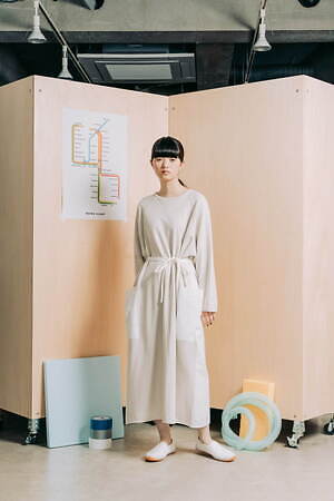 スニュウ(sneeuw) 2022-23年秋冬ウィメンズ&メンズコレクション  - 写真17