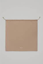 ハイク×ポーターのコラボ第2弾、巾着型ショルダーバッグを“くすみカラー＆ブラック”の全3色で｜写真53