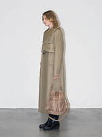 ハイク×ポーターのコラボ第2弾、巾着型ショルダーバッグを“くすみカラー＆ブラック”の全3色で｜写真16