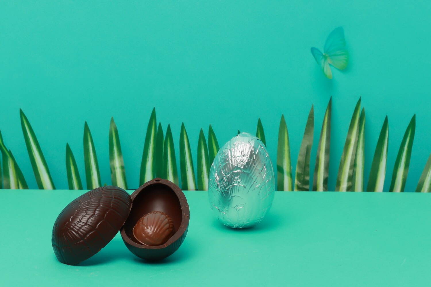 ジャン＝ポール・エヴァンのイースター - シャンソン着想のニワトリ型ショコラ、いわし型ショコラ｜写真3