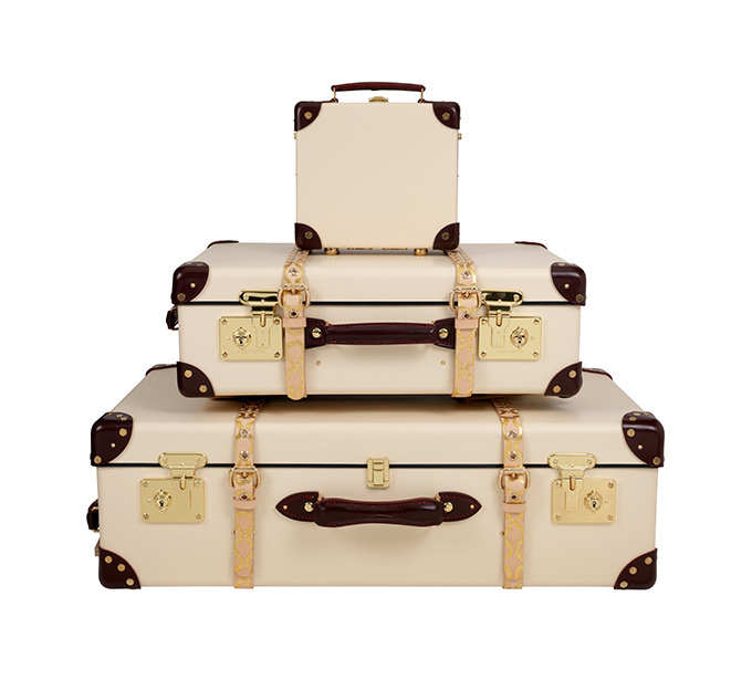 グローブ・トロッター(GLOBE-TROTTER), パンセレラ(PANTHERELLA), ジョンストンズ オブ エルガン(Johnstons of Elgin), グローバーオール(GLOVERALL), ジェームス ロック ＆ カンパニー(James Lock & Co), ヴィヴィアン・ウエストウッド(Vivienne Westwood) ラブズ｜写真20