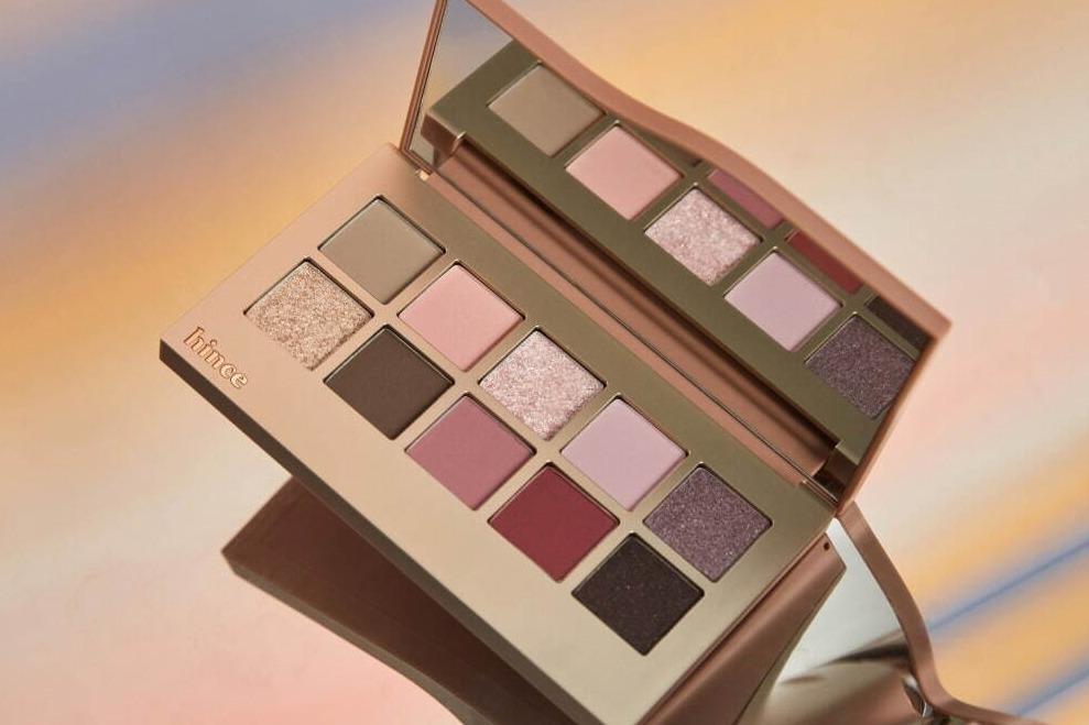 ヒンス22年春コスメ、新“透明感”リップティントで重ねるほどに光沢感長持ち