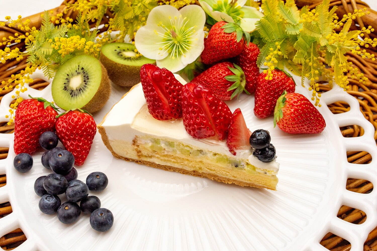 キル フェ ボン ハチミツソースたっぷり ショートケーキ 風タルト浜松店限定発売 ファッションプレス