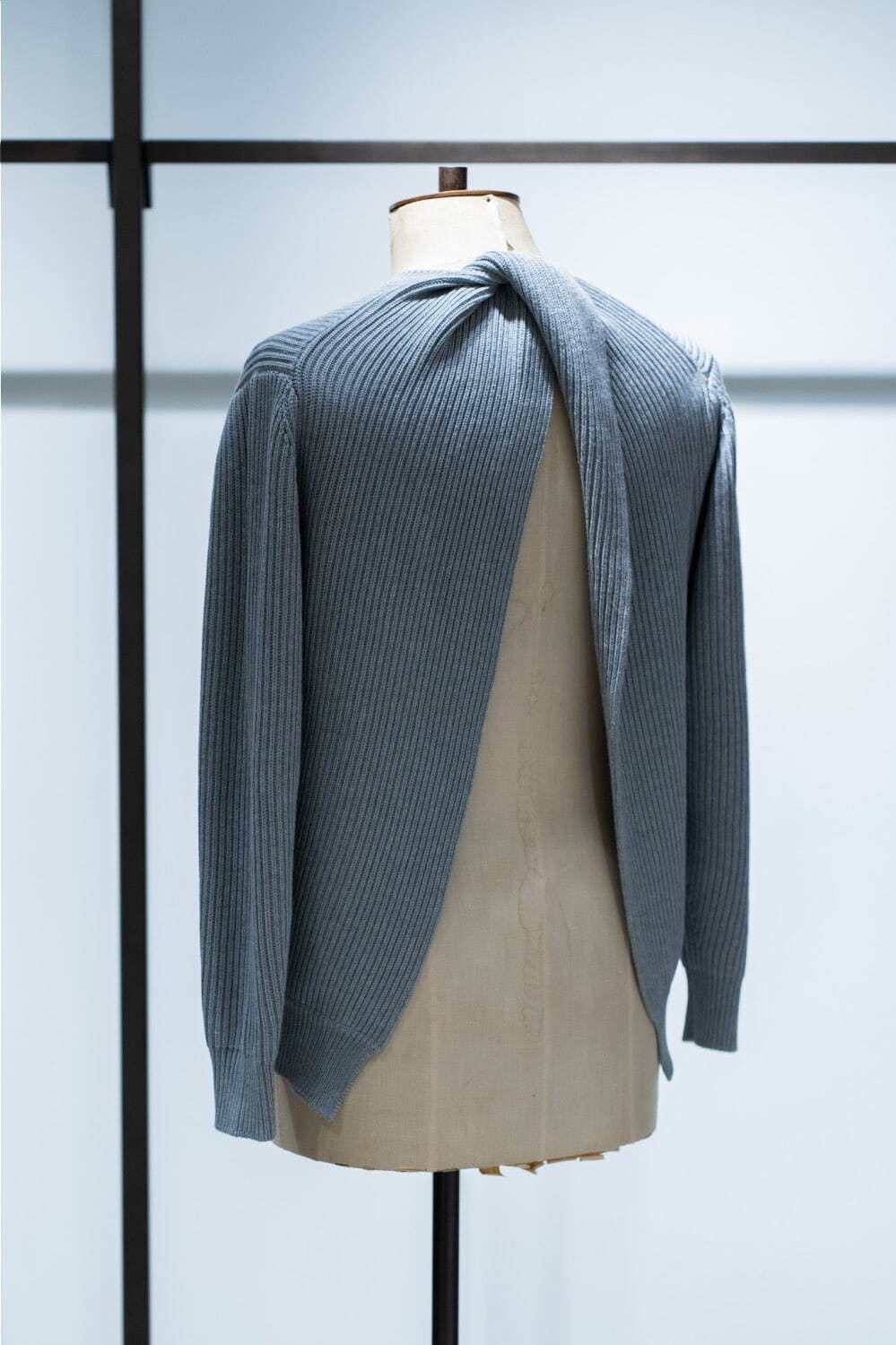 【2024】お歳暮・冬ギフト Scyeのレショップ別注、流麗フォルムのテーラードベスト ジャケット・アウター