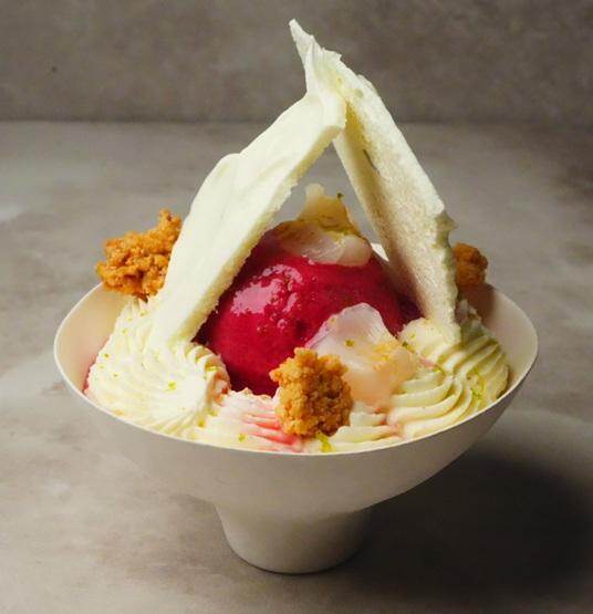 セイスト「白桃とカカオパルプのパルフェ(1個)」2,420円 ※各日100個限り
