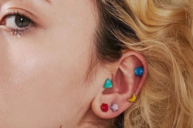 パメオポーズ「チャーミングシール」がアクセサリーに、新作カラフルハート＆スターのリングやピアス