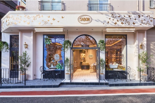 SABON初のスパが東京・中目黒に、オールハンドの施術＆“花屋併設”のショッピングエリアも