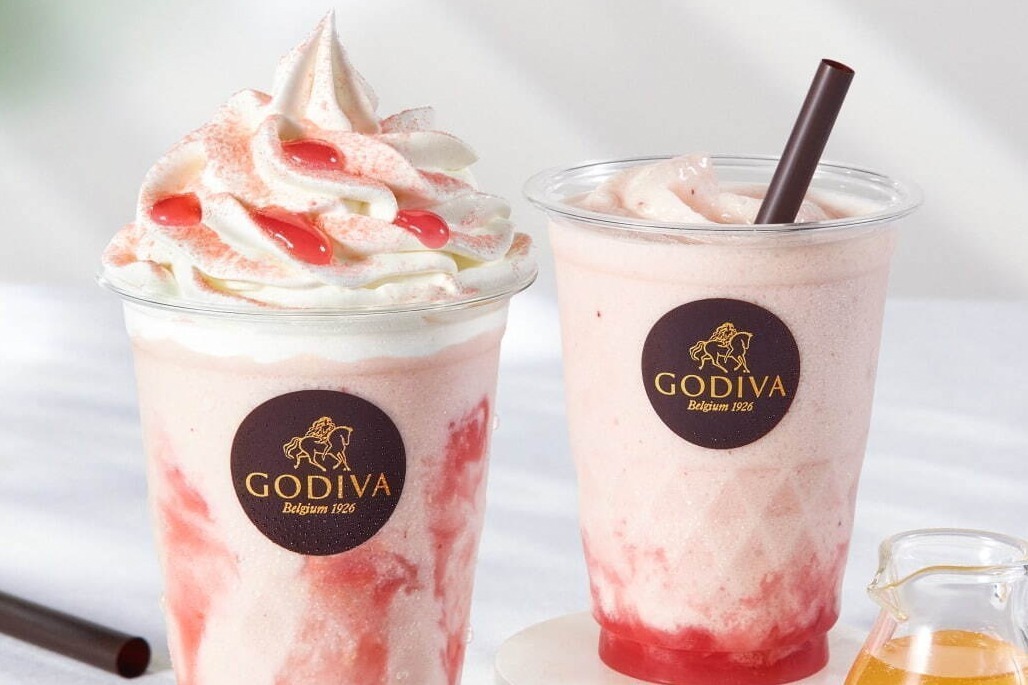 ゴディバ「ショコリキサー あまおう苺」苺果肉入りソース＆ホワイトチョコの新フローズン ドリンク