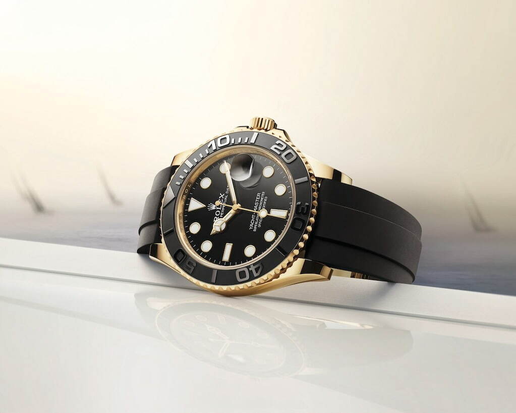 ロレックスの2022年新作腕時計「ヨットマスター 42」の18 ct イエロー 