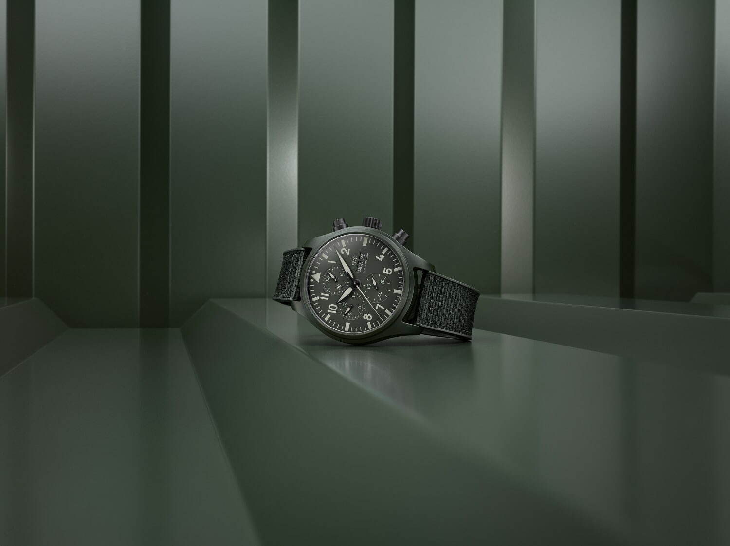 IWCシャフハウゼン(IWC SCHAFFHAUSEN) トップガン｜写真15