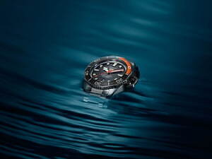 タグ・ホイヤーの腕時計「アクアレーサー」22年新作、スリムな高性能 