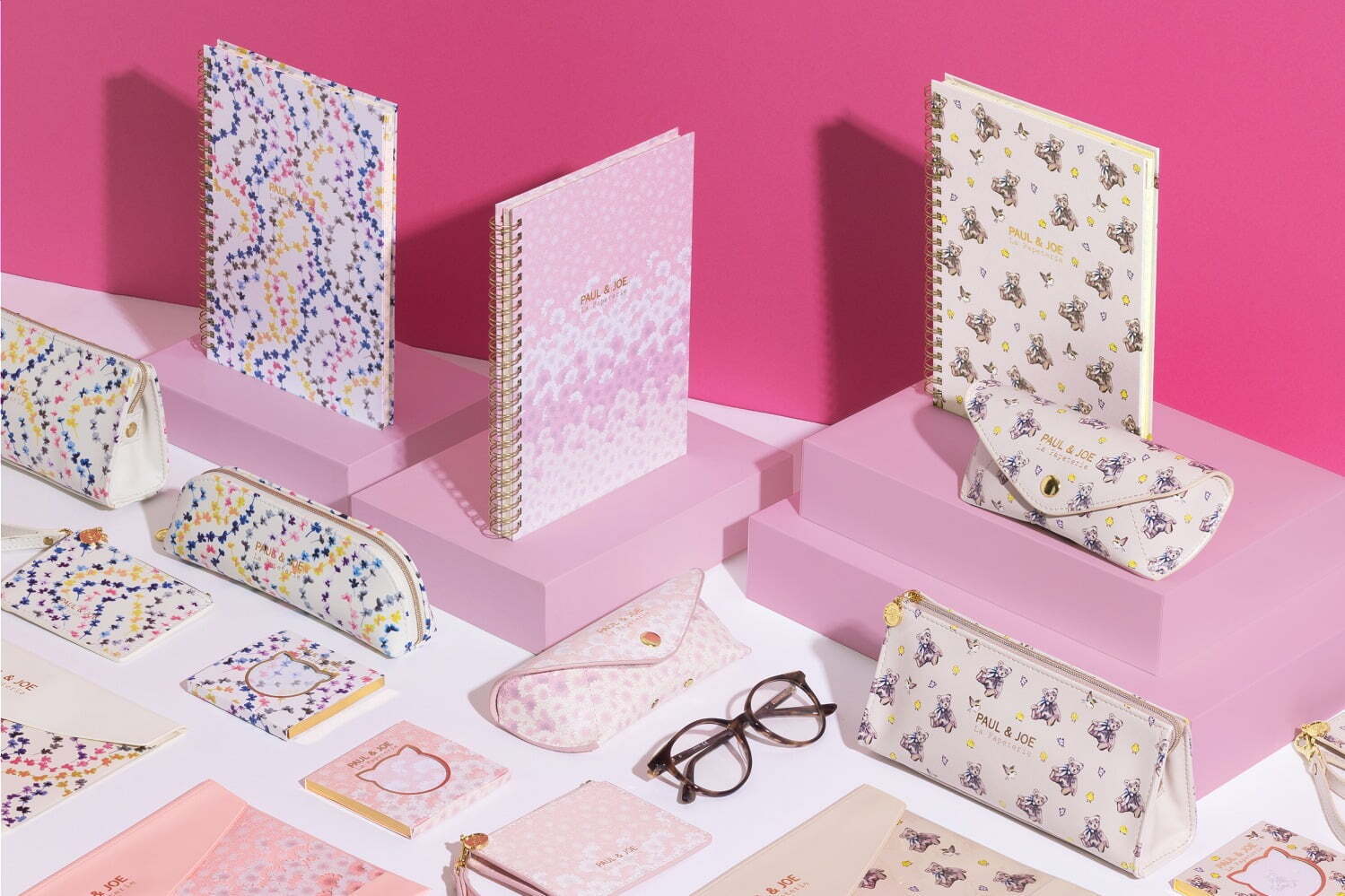 ポール & ジョー ラ・パペトリー新作文具、テディベア柄ペンケースやレトロなマリーゴールド柄ノート