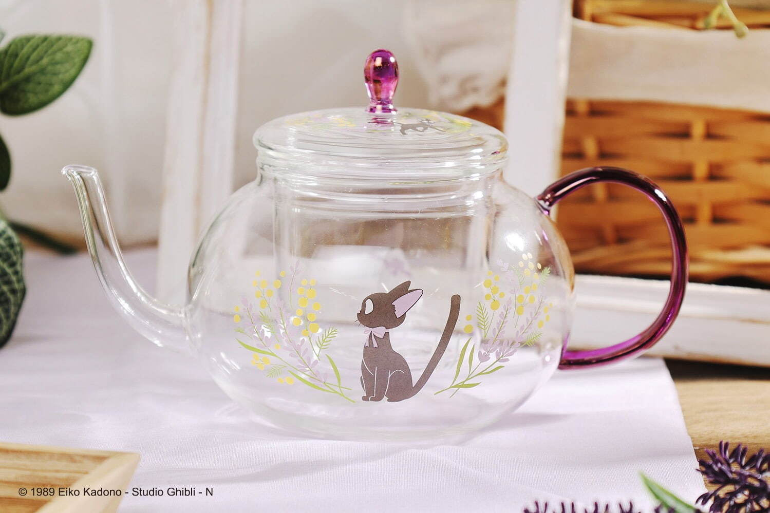 スタジオジブリ作品『魔女の宅急便』ジジのガラス食器、ラベンダー 