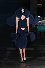 リュウノスケオカザキ 001コレクション - 自然との一体化を目指して｜写真11