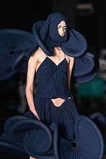 リュウノスケオカザキ 001コレクション - 自然との一体化を目指して｜写真12