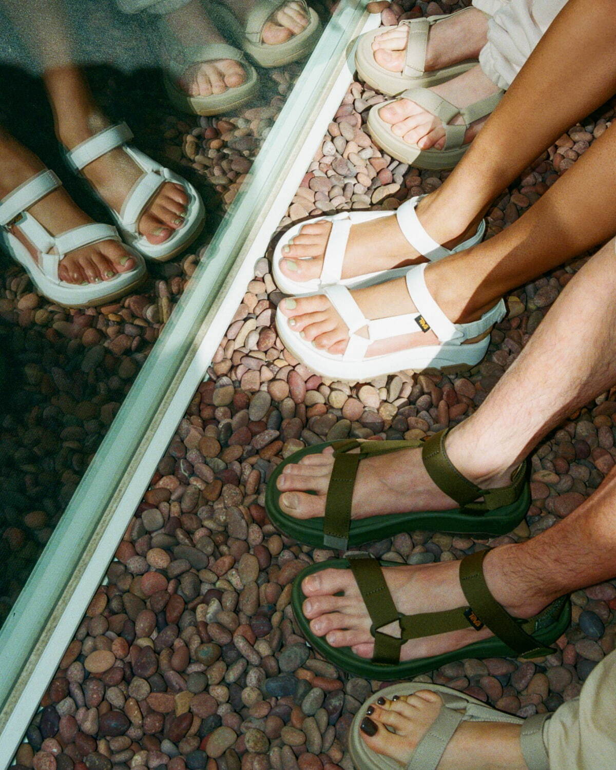 Teva“厚底”ユニセックスサンダル「ハリケーン XLT 2 アンプソール」夏