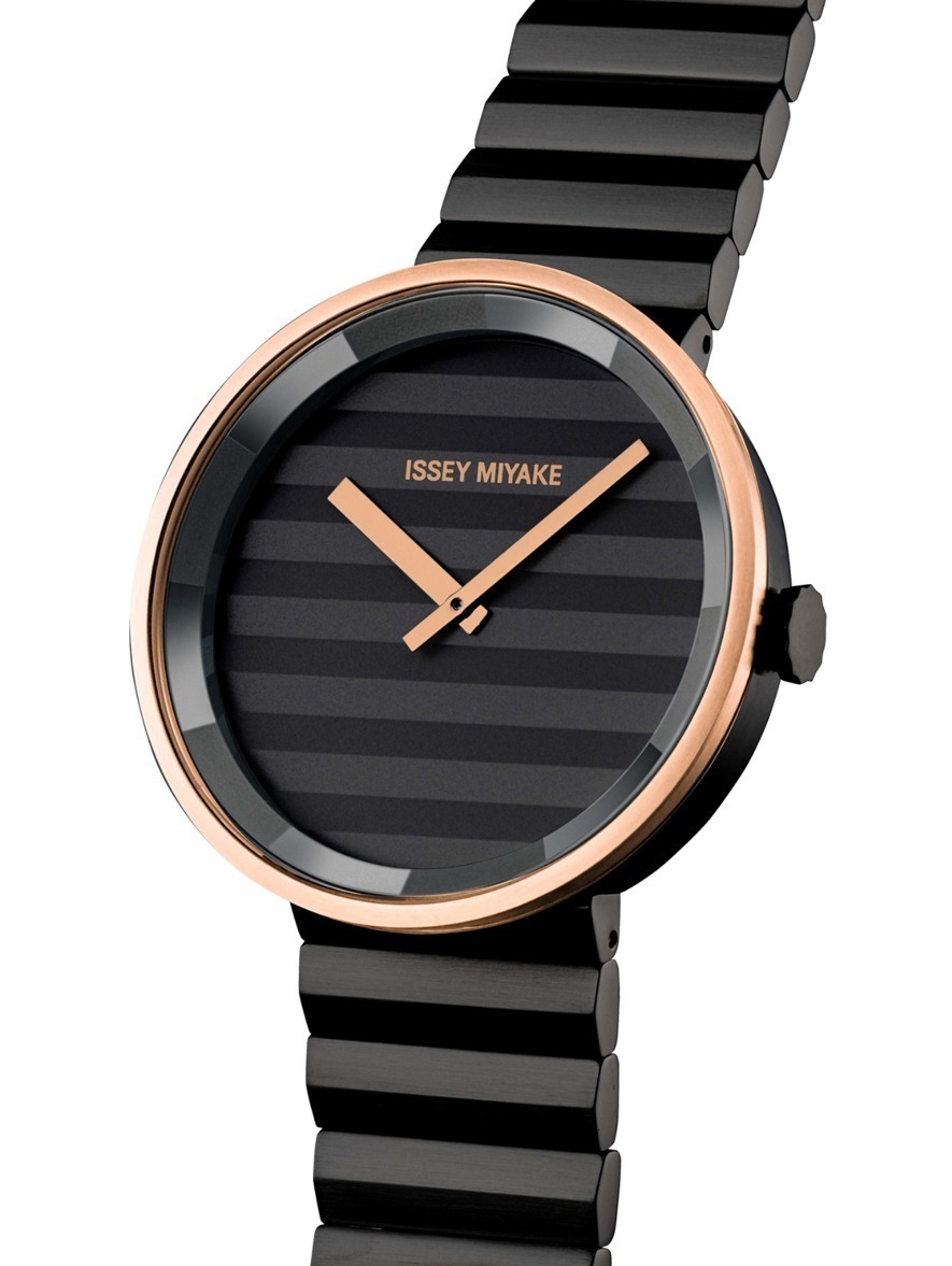 イッセイ ミヤケ ウオッチ(ISSEY MIYAKE WATCH) プリーズ｜写真1