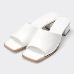 GU新作カラフルなローヒールミュール＆ボリュームソールのグルカサンダル｜写真1