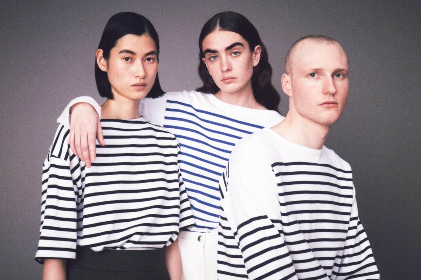 アルモリュクス"日本初"の路面店が東京・中目黒に、日本限定ユニセックスボーダーシャツも