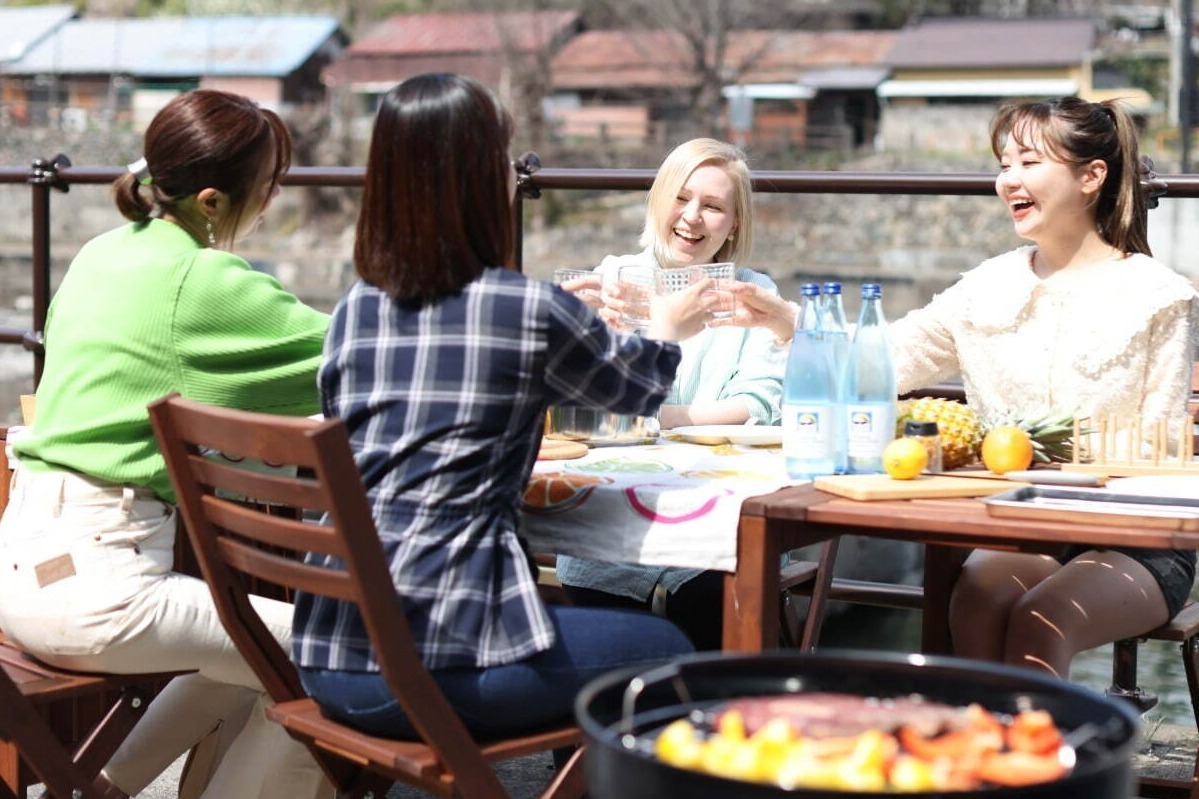 BBQ施設｜手軽に楽しめるBBQ場「リバランタ ハンノウ」が埼玉・飯能に、夏には川遊びも