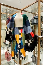 クロエ、60年の歴史を振り返る写真集「クロエ アティテュード