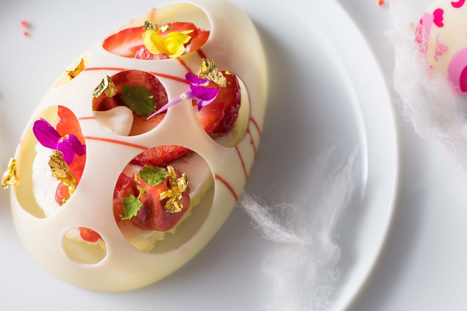 ジョエル・ロブションのレストランで「うさぎ」モチーフのイースターデザート、キャロットチーズケーキも